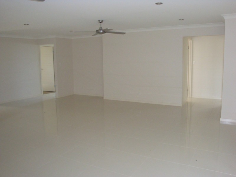 75 Parker Rd, Cannon Valley QLD 4800