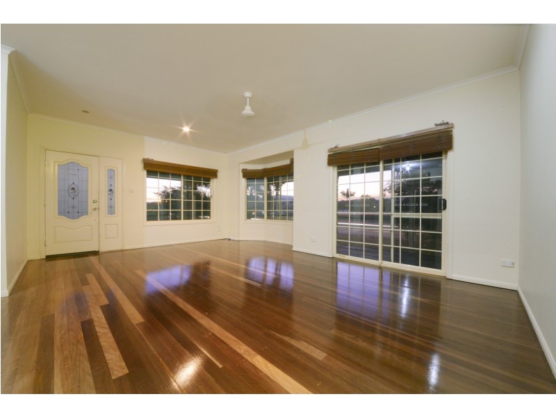 1a Jones Road, Cannonvale QLD 4802