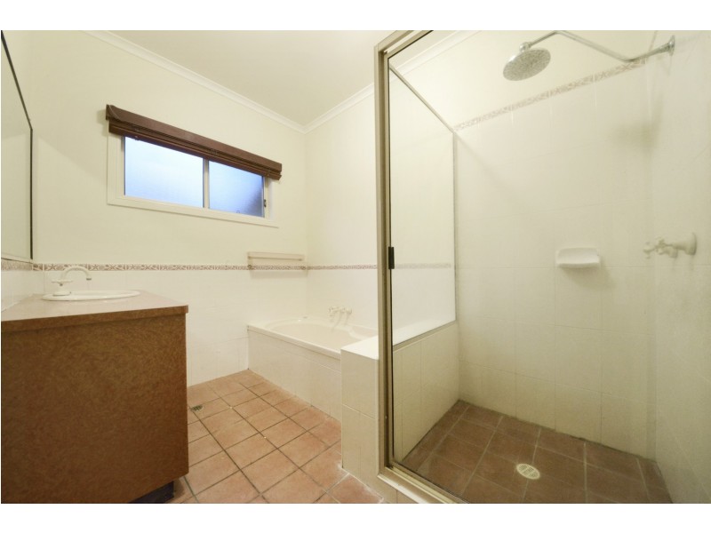 1a Jones Road, Cannonvale QLD 4802