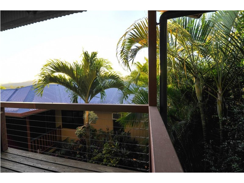 48 Country Road, Cannonvale QLD 4802