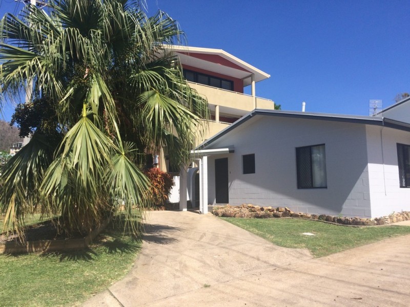 6/6 Waterson Way, Airlie Beach QLD 4802