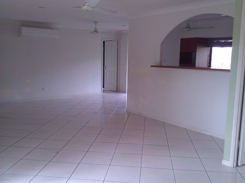 34 Banksia Crt, Cannonvale QLD 4802