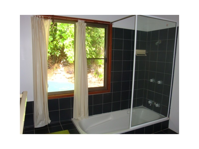 29 Langford Road, Flametree QLD 4802