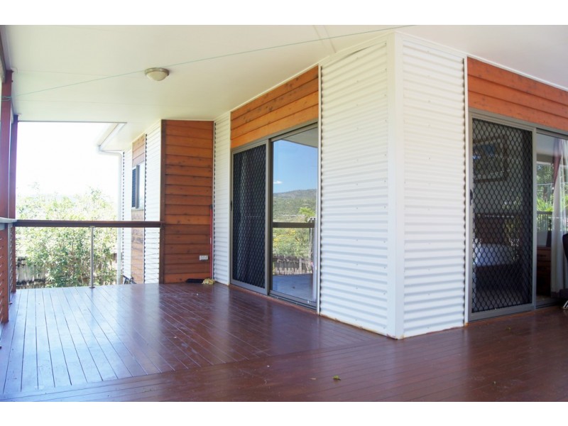 8 Wills Court, Cannonvale QLD 4802