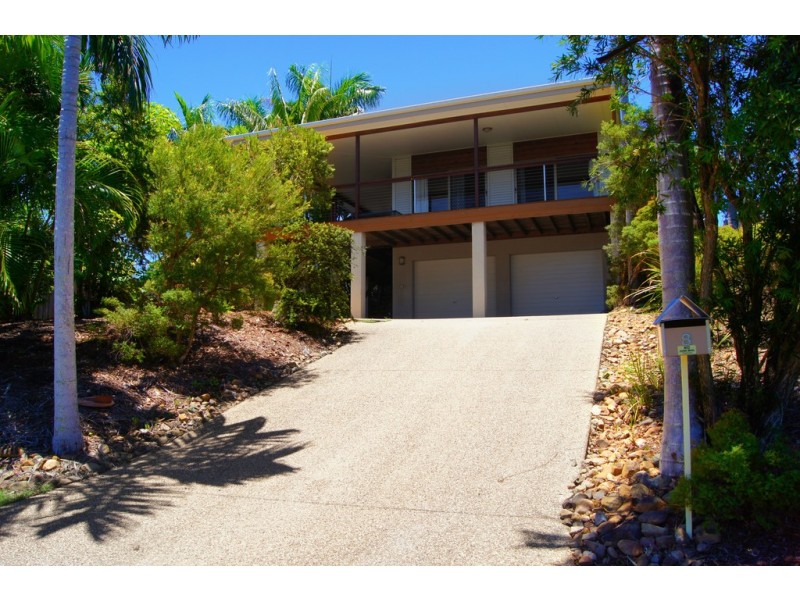 8 Wills Court, Cannonvale QLD 4802
