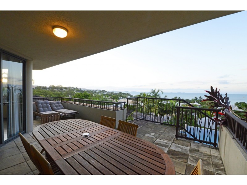 11/4 Golden Orchid Dr, Airlie Beach QLD 4802