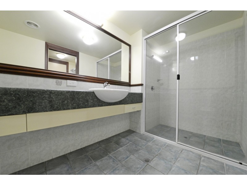 11/4 Golden Orchid Dr, Airlie Beach QLD 4802