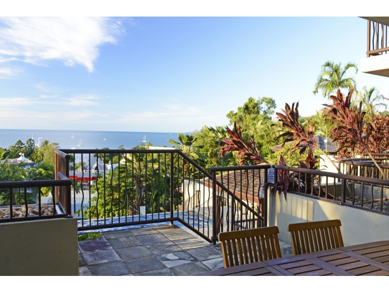 11/4 Golden Orchid Dr, Airlie Beach QLD 4802
