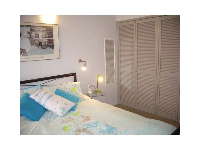 4/5 Pleasant Drive, Cannonvale QLD 4802