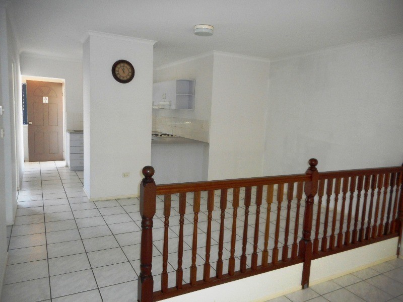 3C/10 Island Drive, Cannonvale QLD 4802