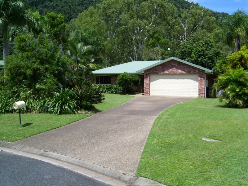 28 Panoramic Court, Cannonvale QLD 4802