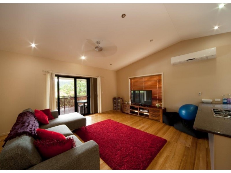 25 Kingfisher Terrace, Jubilee Pocket QLD 4802
