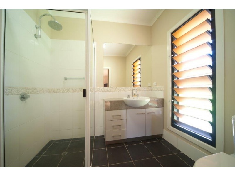 25 Kingfisher Terrace, Jubilee Pocket QLD 4802