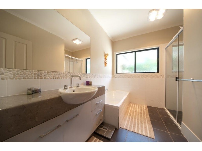 25 Kingfisher Terrace, Jubilee Pocket QLD 4802