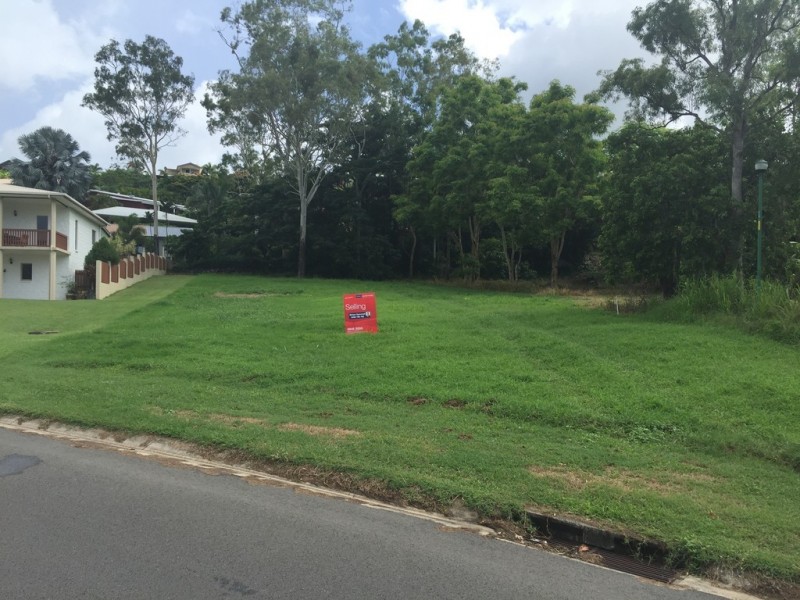 16 Tropic Rd, Cannonvale QLD 4802