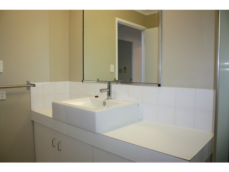 2/1 Wildlife Road, Jubilee Pocket QLD 4802