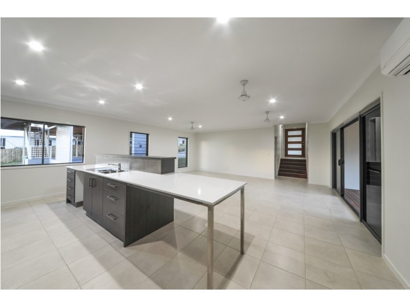 6 (Lot 5) Pearl Street, Cannonvale QLD 4802