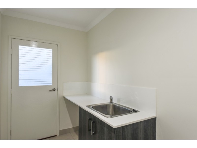 6 (Lot 5) Pearl Street, Cannonvale QLD 4802