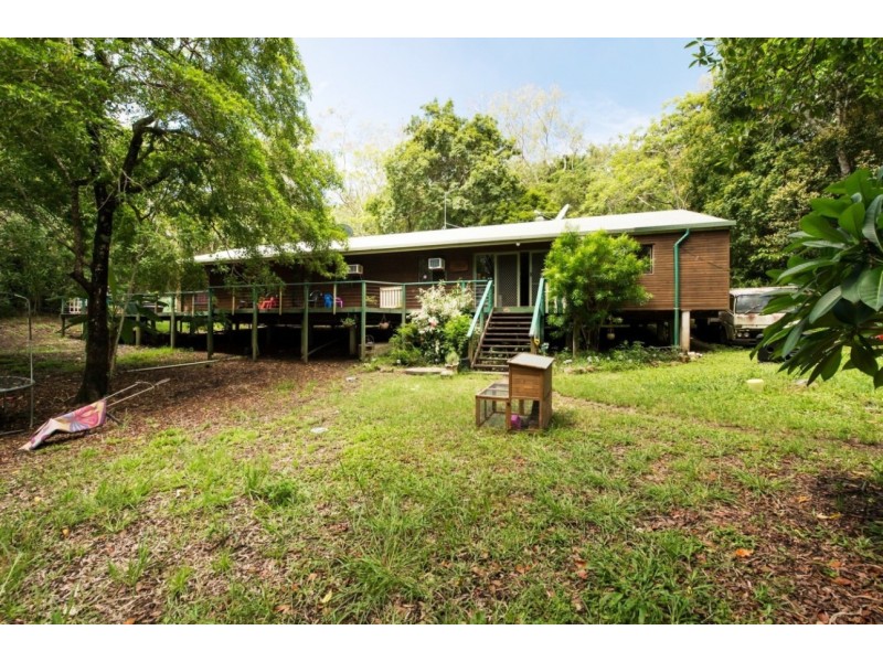 15 Namanula Drive, Flametree QLD 4802