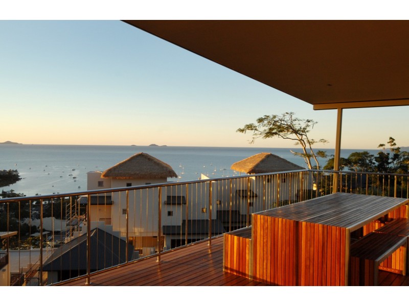 6 Horizons Way, Airlie Beach QLD 4802
