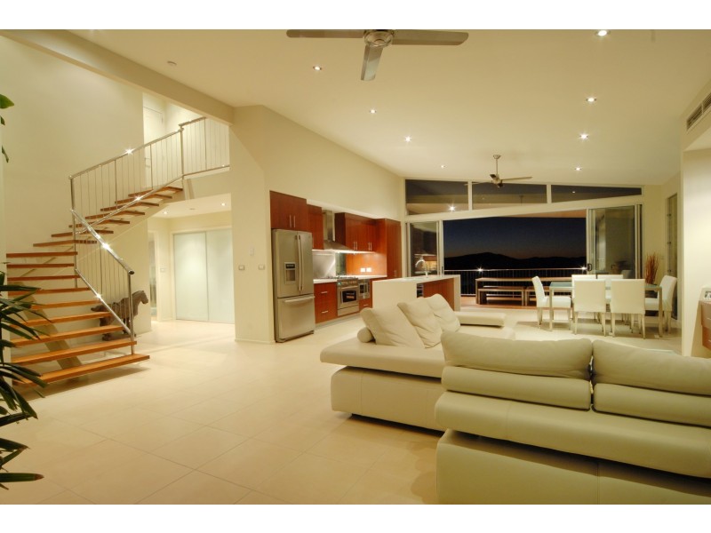 6 Horizons Way, Airlie Beach QLD 4802