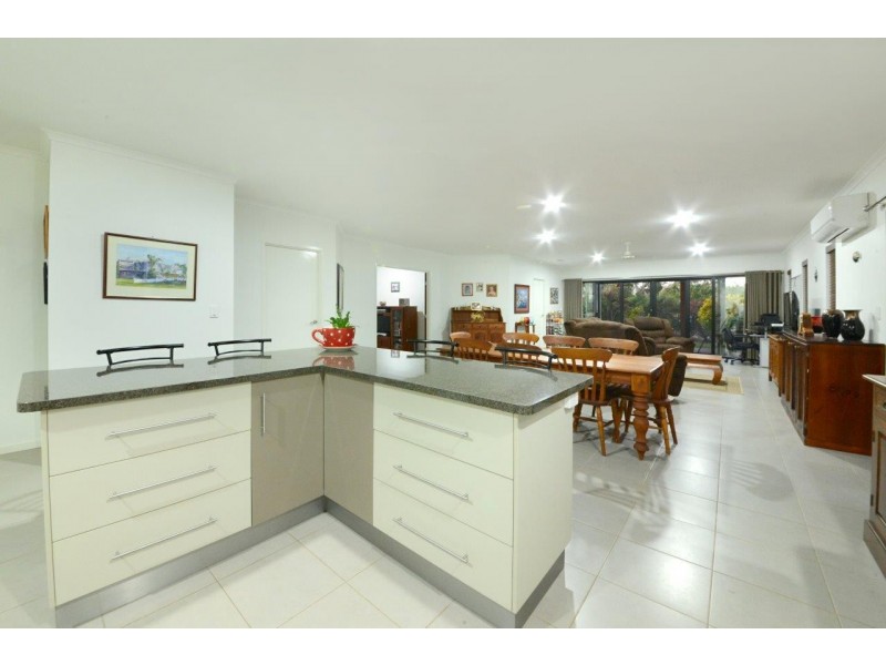 61 Abell Road, Cannonvale QLD 4802