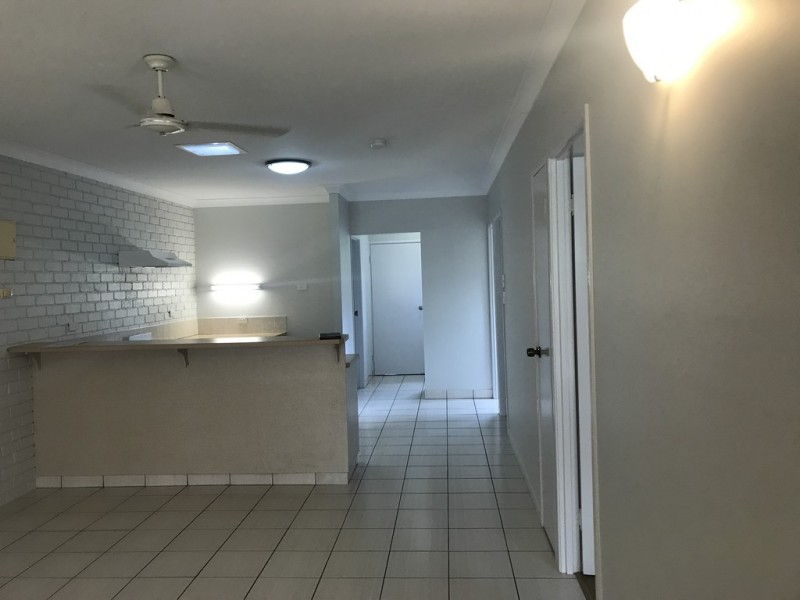 11/12 Pandanus Street, Cannonvale QLD 4802