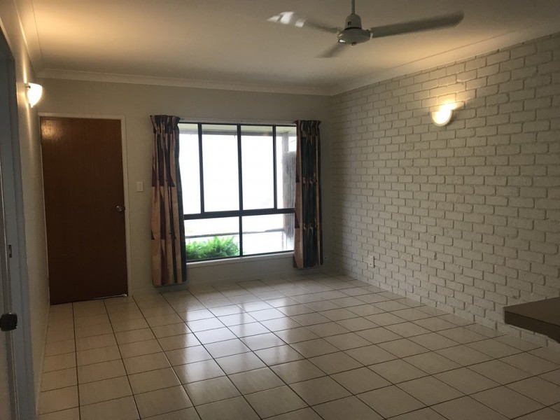 11/12 Pandanus Street, Cannonvale QLD 4802