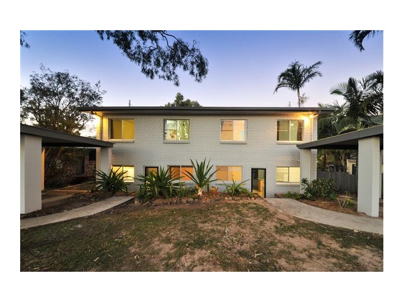 2/15 Woomerah Avenue, Cannonvale QLD 4802