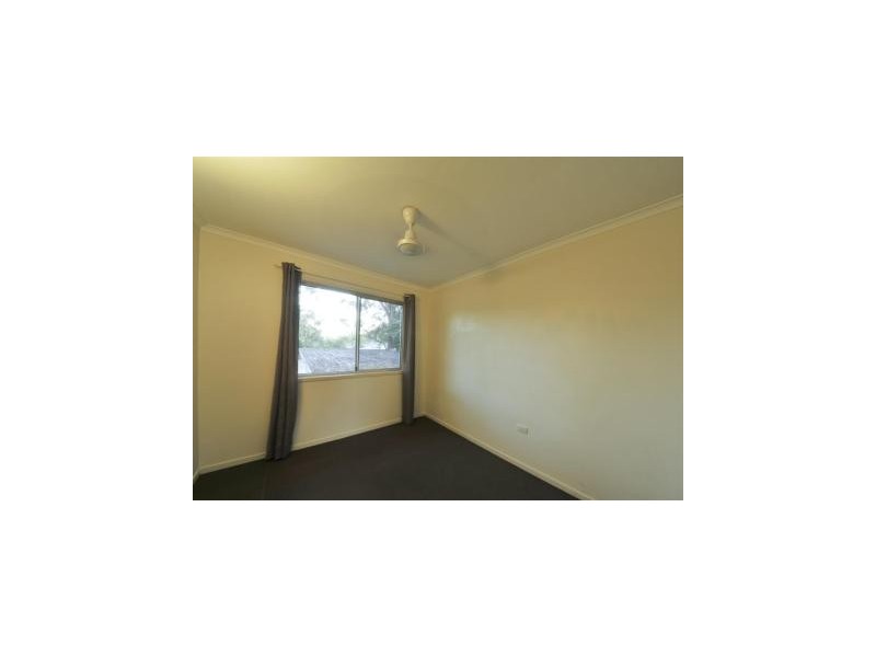 2/15 Woomerah Avenue, Cannonvale QLD 4802