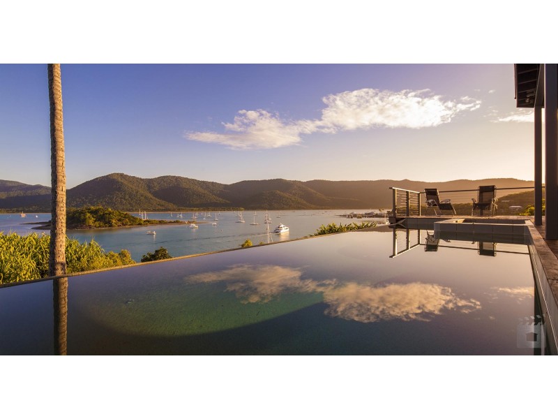 29 Warrain Street, Shute Harbour QLD 4802