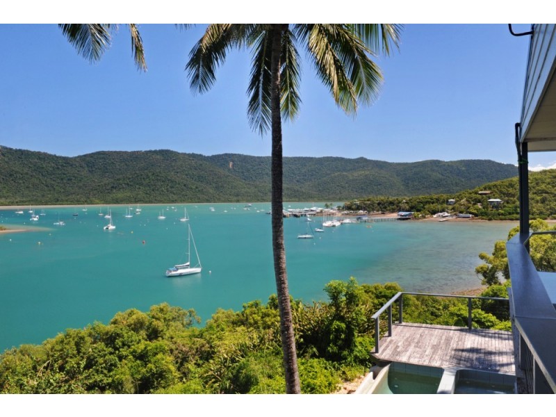 29 Warrain Street, Shute Harbour QLD 4802