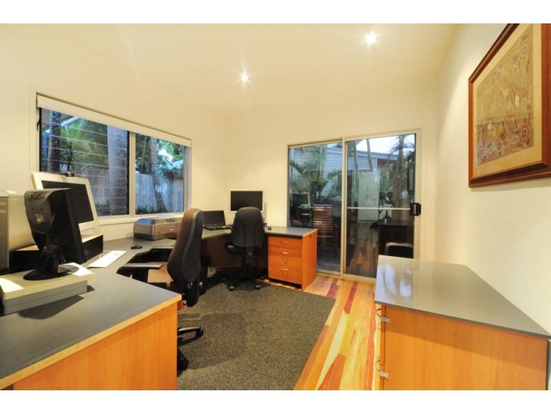 29 Warrain Street, Shute Harbour QLD 4802