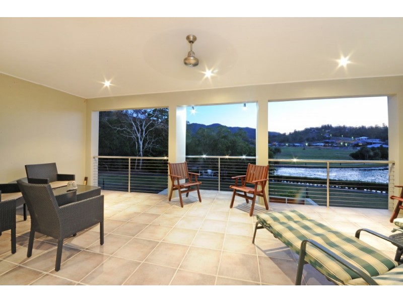 64 Abell Road, Cannonvale QLD 4802