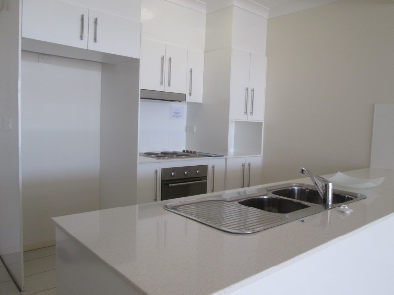 83/65 Manooka Drive, Cannonvale QLD 4802