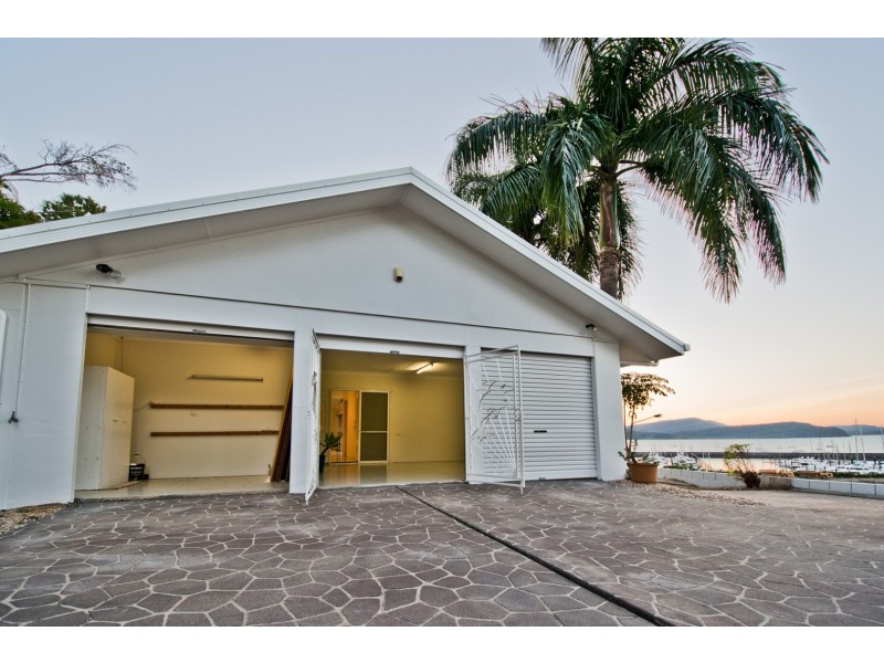 1 Airlie Crescent, Airlie Beach QLD 4802