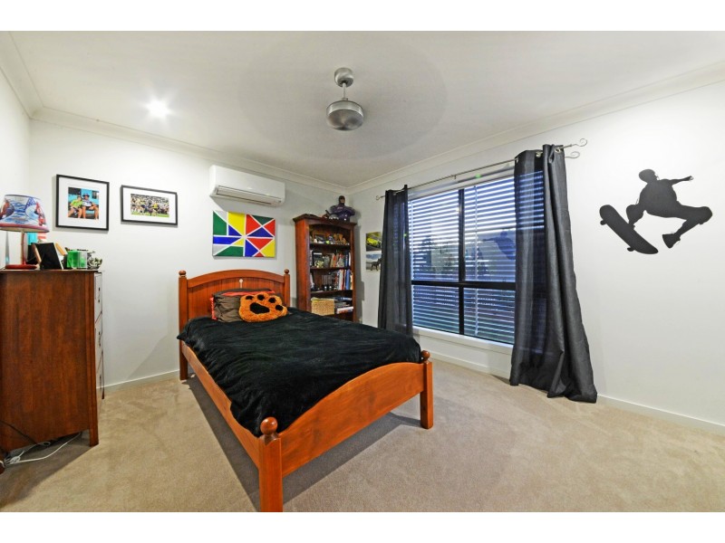 26 Endeavour Circuit, Cannonvale QLD 4802