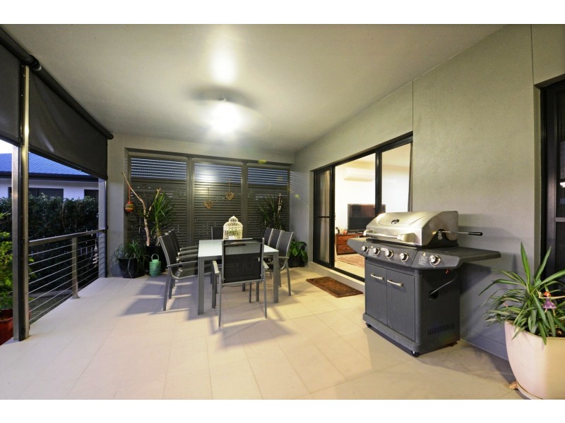 26 Endeavour Circuit, Cannonvale QLD 4802