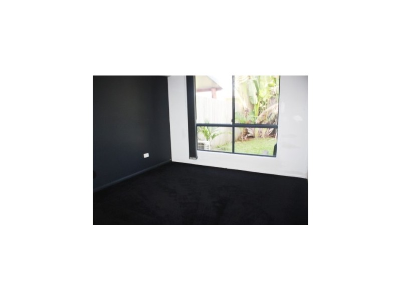 2/32 Banksia Court, Cannonvale QLD 4802