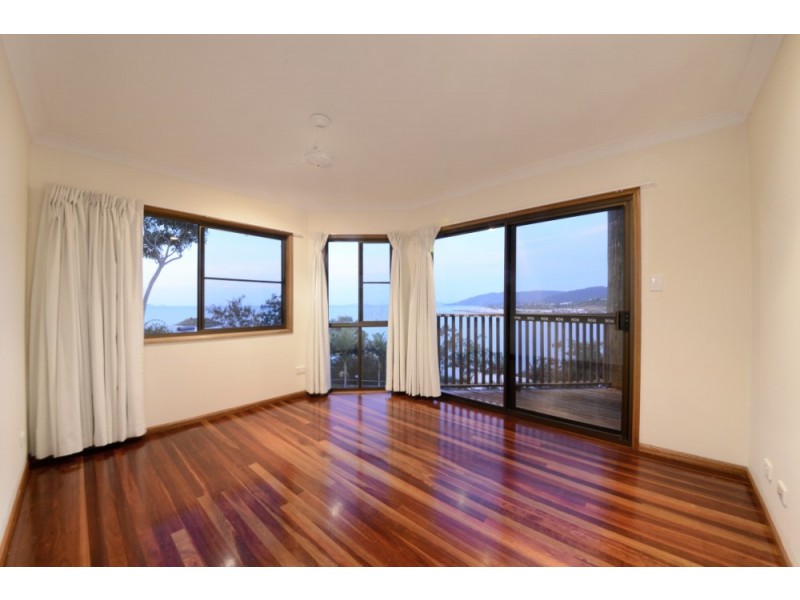 2 Stewart Drive, Cannonvale QLD 4802