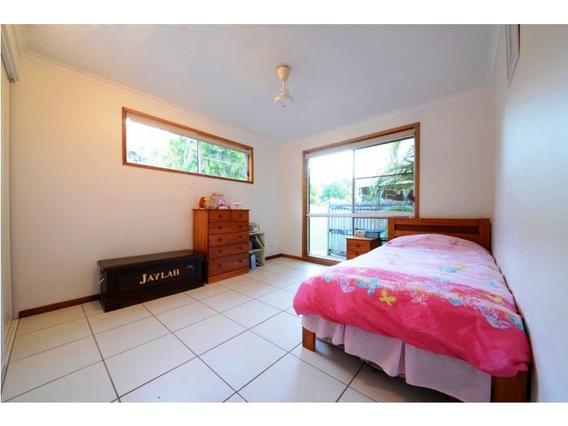 24 Jones Road, Cannonvale QLD 4802