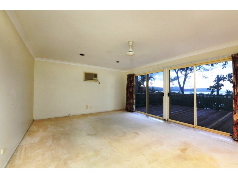 25 Jones Road, Cannonvale QLD 4802