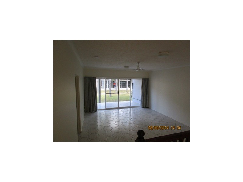 2C/10 Island Drive, Cannonvale QLD 4802