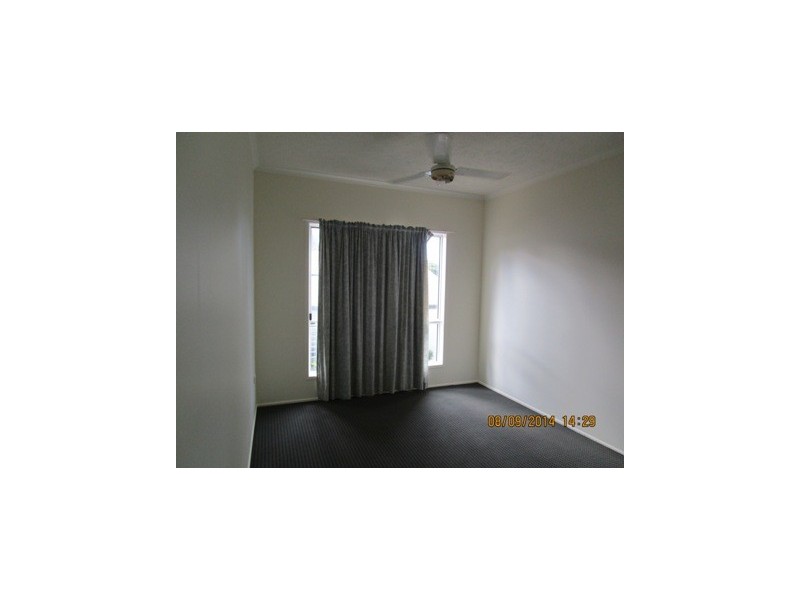 2C/10 Island Drive, Cannonvale QLD 4802