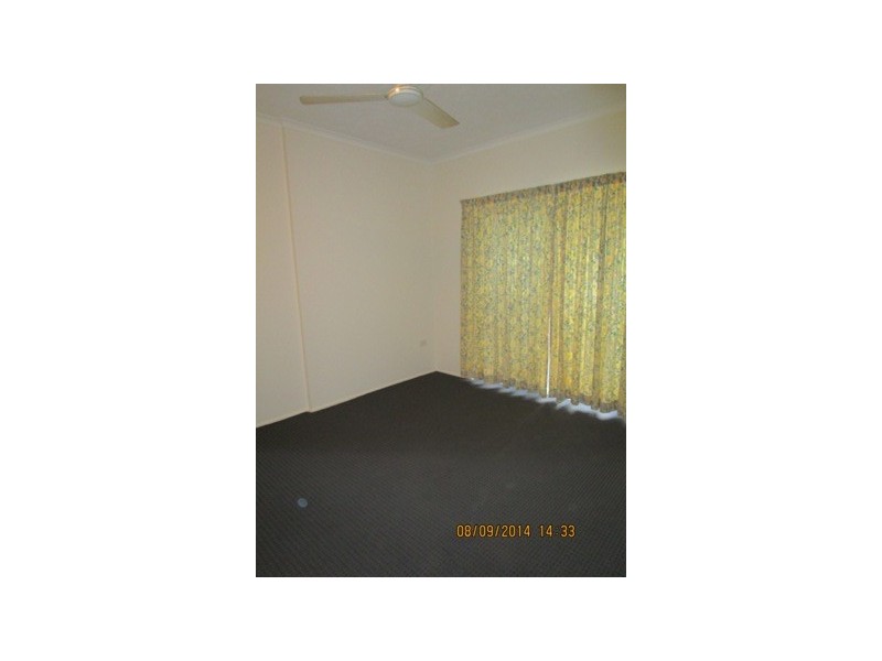 2C/10 Island Drive, Cannonvale QLD 4802