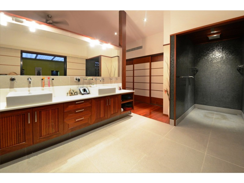 68 Galbraith Park Drive, Cannonvale QLD 4802