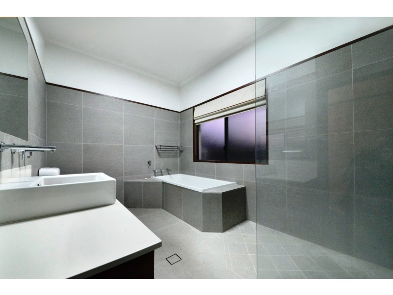 68 Galbraith Park Drive, Cannonvale QLD 4802