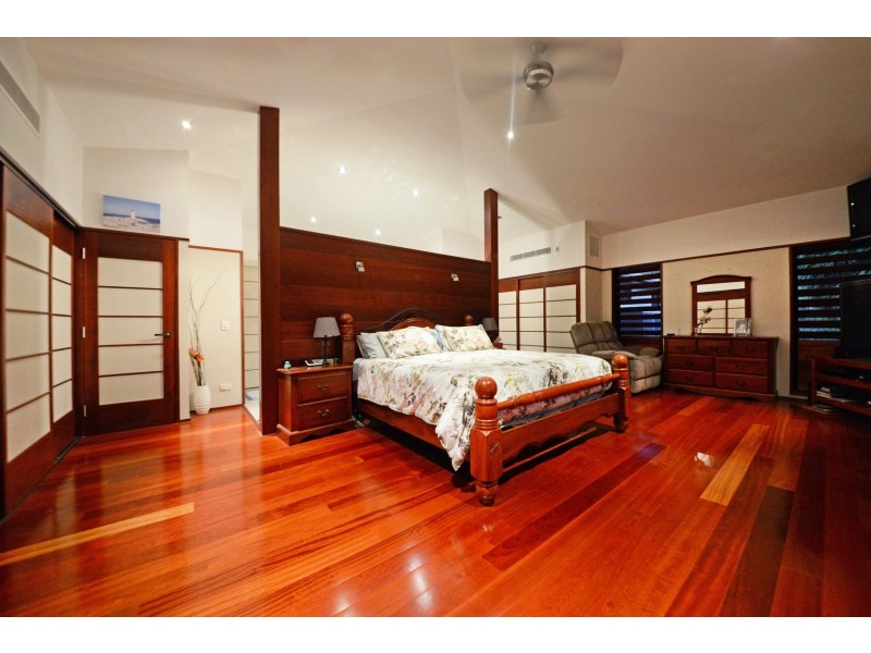 68 Galbraith Park Drive, Cannonvale QLD 4802