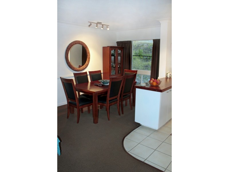 18/2 Eshelby Drive, Cannonvale QLD 4802