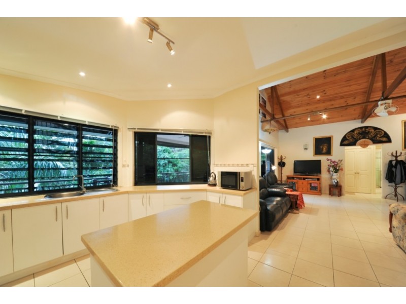 4 Totem Trail, Jubilee Pocket QLD 4802